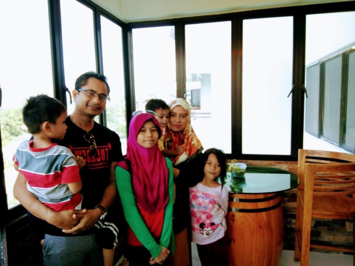 Airbnb At Sri Sayang Batu Ferringhi Beach Exteriér fotografie