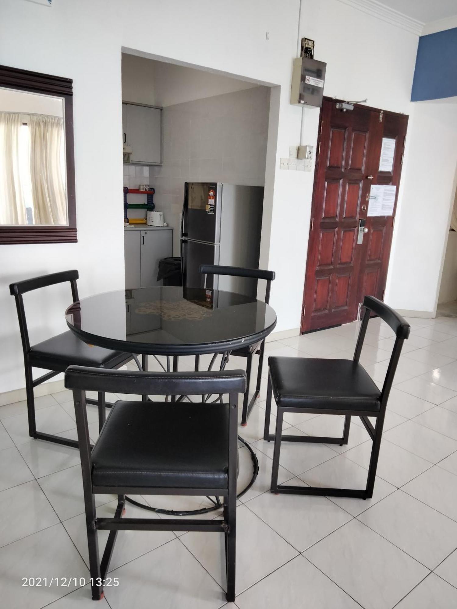 Airbnb At Sri Sayang Batu Ferringhi Beach Pokoj fotografie